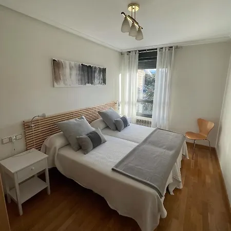 Apartamento Paseo De La Losa Oviedo Exterior photo